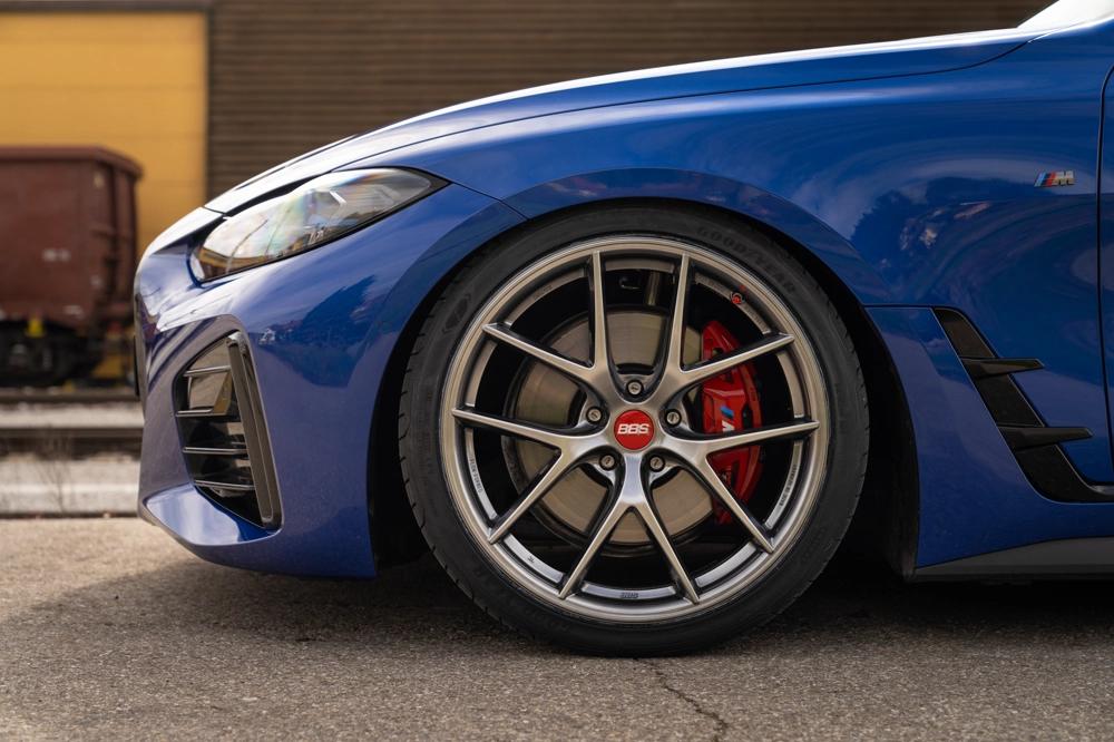 bmw BBS RX204 225/45 R17 ナイキ② 毎月売れてるBBS Wheel♪5月最終日は！BMW E89Z4にRI-Aでキメっ